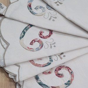 8 Cotton Table Napkins with Scalloped Edges & Multicolor Stitched On Applique
